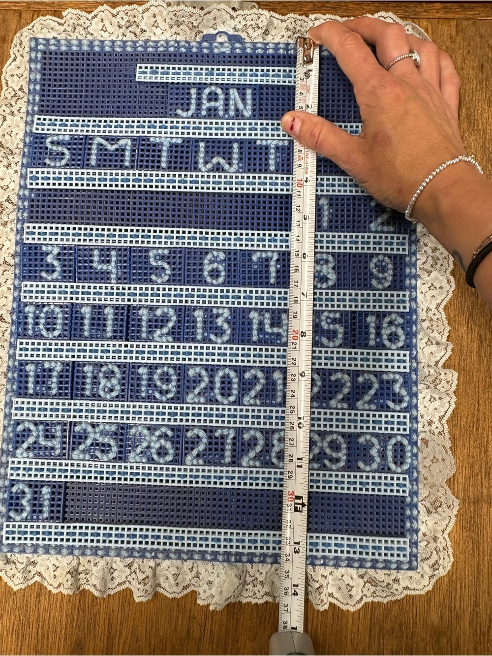 NOS VTG Handmade Needlepoint Perpetual Calendar Latch Hook Lace Edge All Pieces - Picture 7 of 9